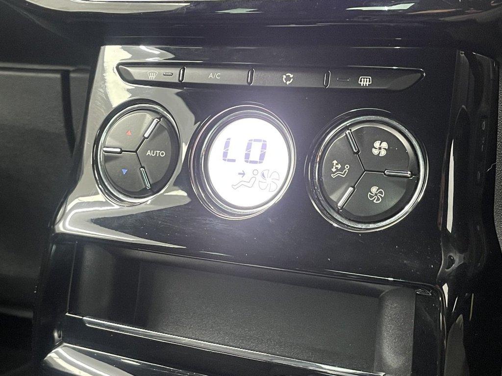 Used DS Automobiles DS 3 2017 for sale - 77747903: Photo 29