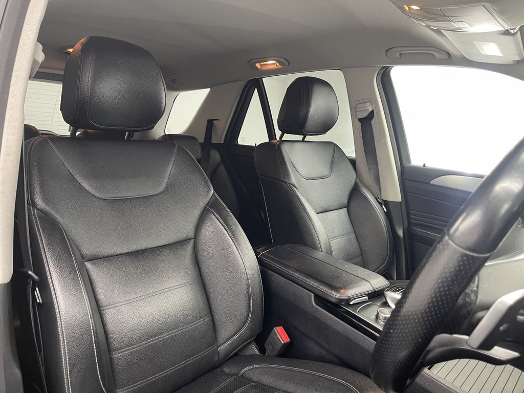 Used Mercedes-Benz GLE 2018 for sale - 77697885: Photo 2