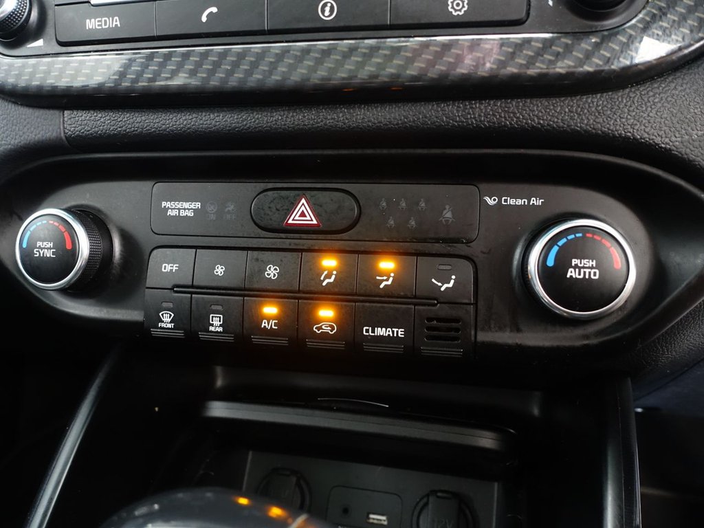 Used Kia Carens 2017 for sale - 77026767: Photo 29