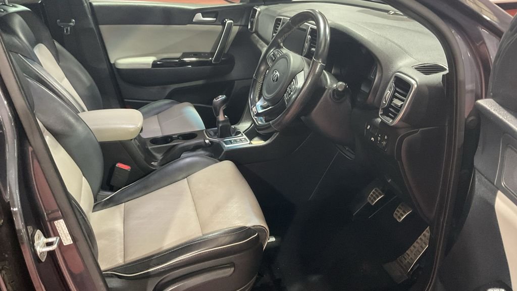 Used Kia Sportage 2018 for sale - 76711246: Photo 2