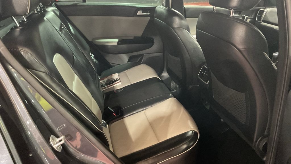 Used Kia Sportage 2018 for sale - 76711246: Photo 9