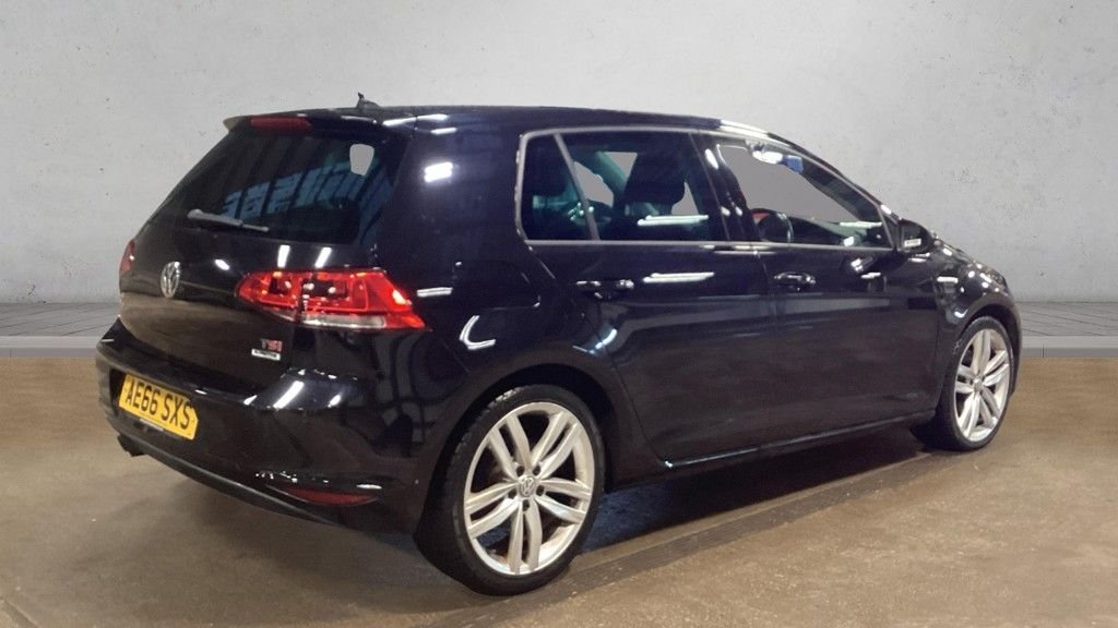 Used Volkswagen Golf 2016 for sale - 76731242: Photo 4