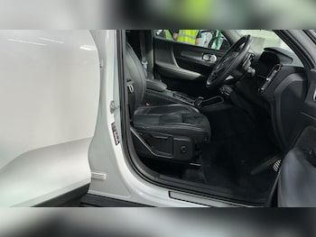 Used Volvo XC40 2020 for sale - 78518401: Photo