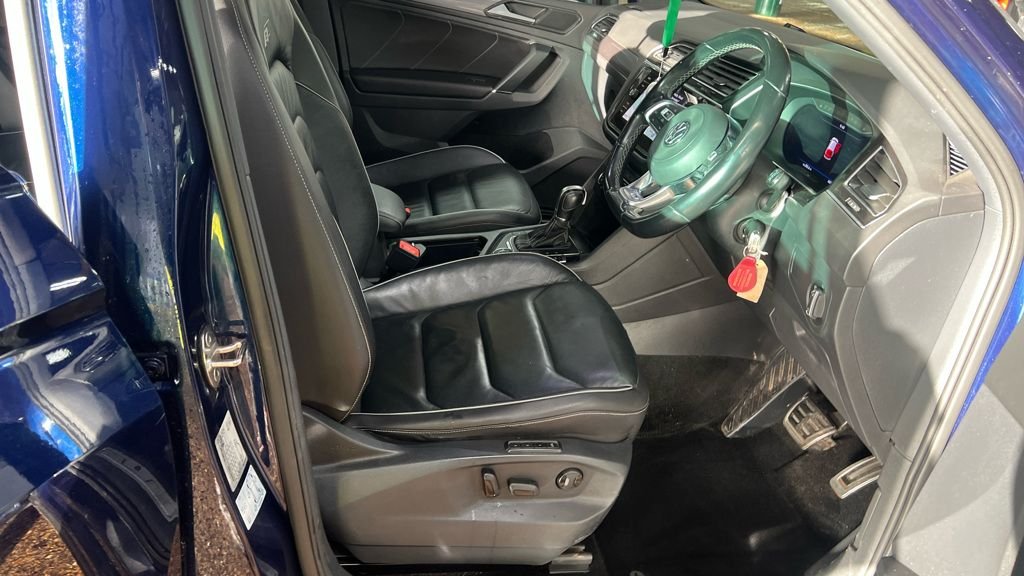 Used Volkswagen Tiguan 2018 for sale - 76901181: Photo 2
