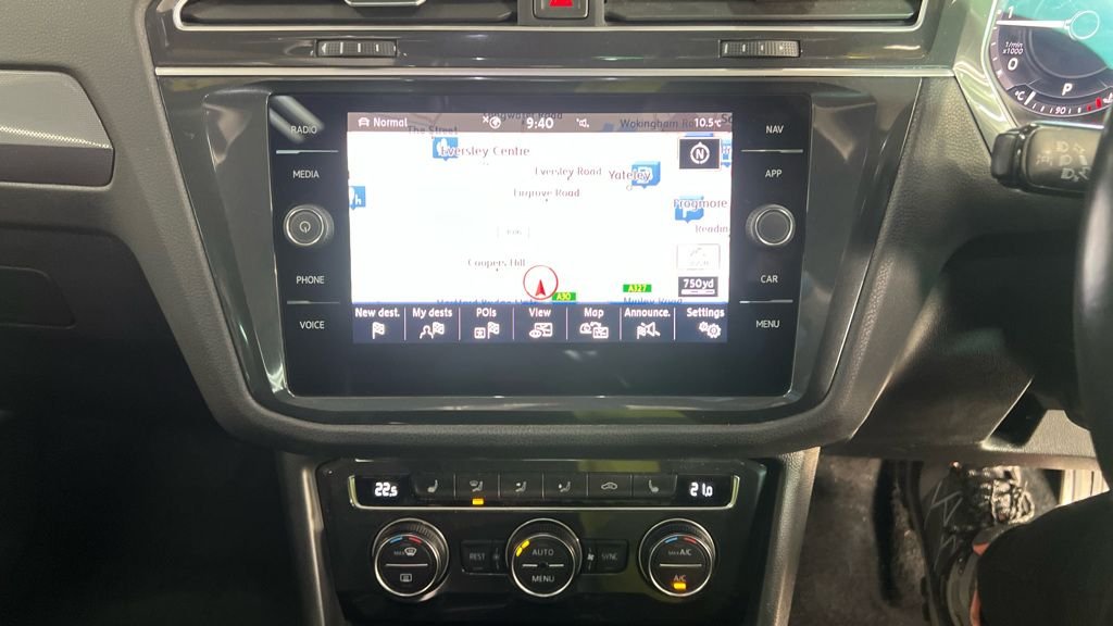 Used Volkswagen Tiguan 2018 for sale - 76901181: Photo 3