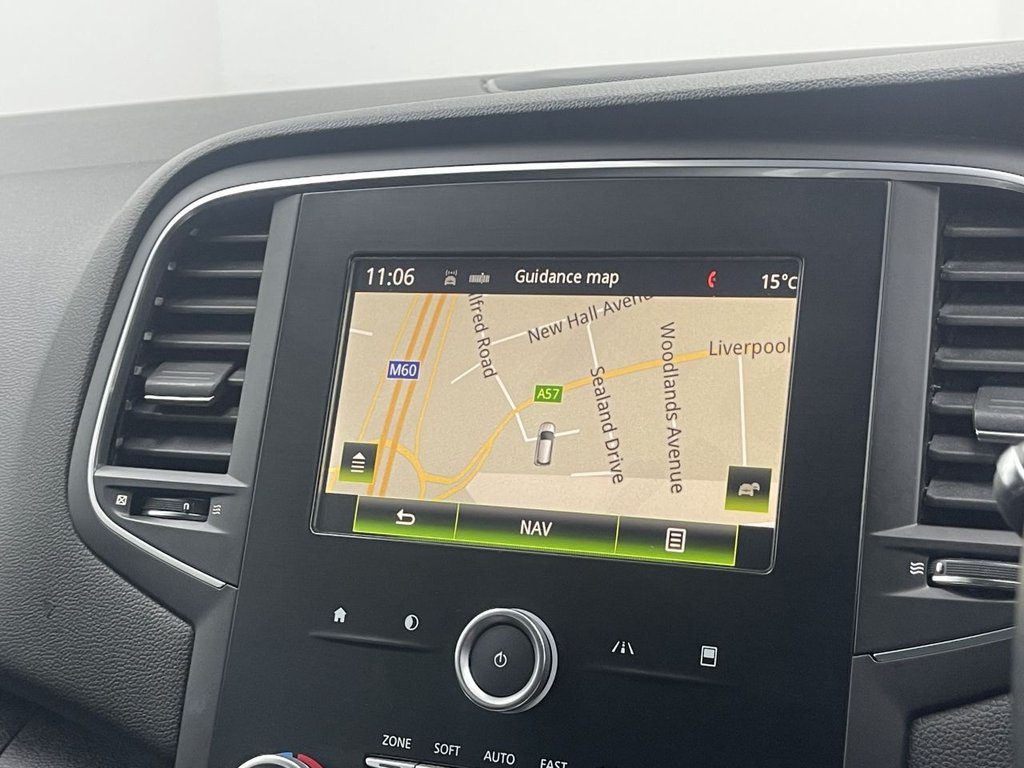 Used Renault Megane 2018 for sale - 76132595: Photo 3