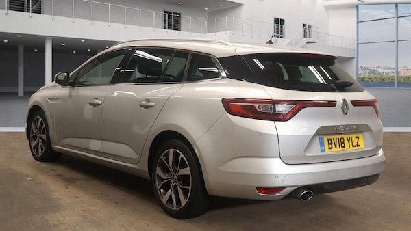 Used Renault Megane 2018 for sale - 76132595: Photo 6