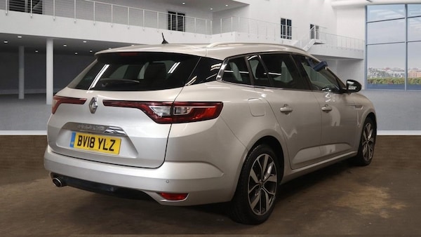 Used Renault Megane 2018 for sale - 76132595: Photo 7