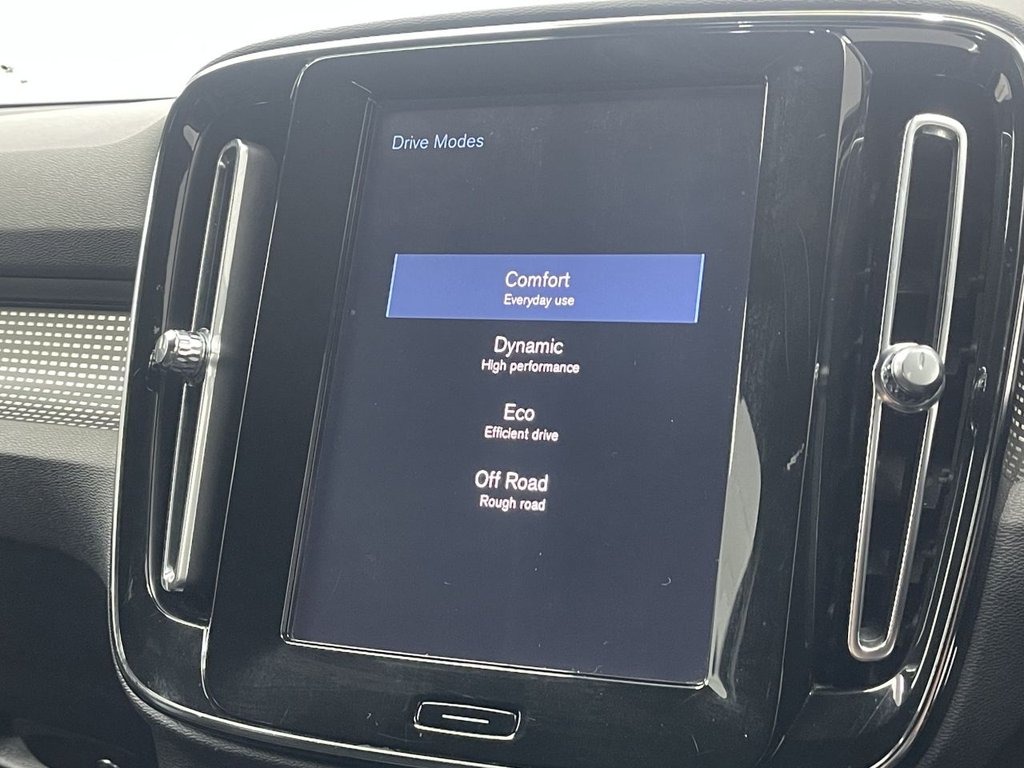 Used Volvo XC40 2019 for sale - 76900514: Photo 33