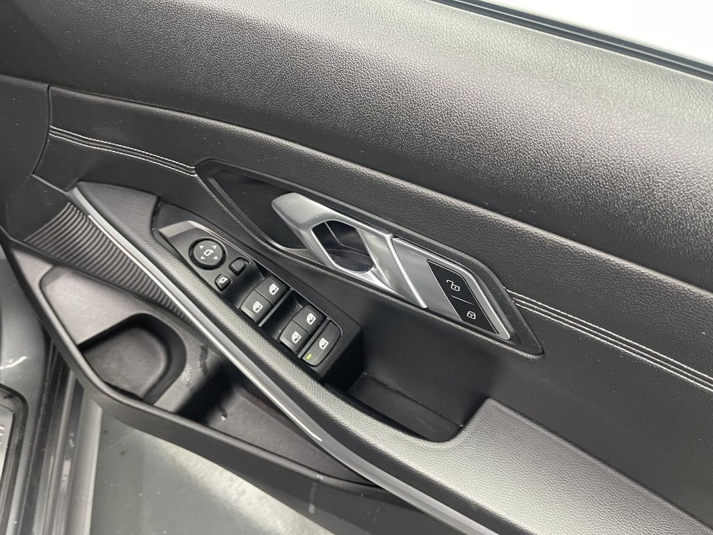 Used BMW 3 Series 2019 for sale - 77356596: Photo 18