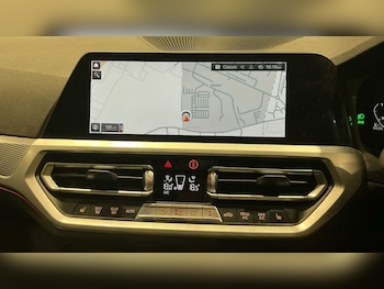 Used BMW 3 Series 2019 for sale - 77356596: Photo