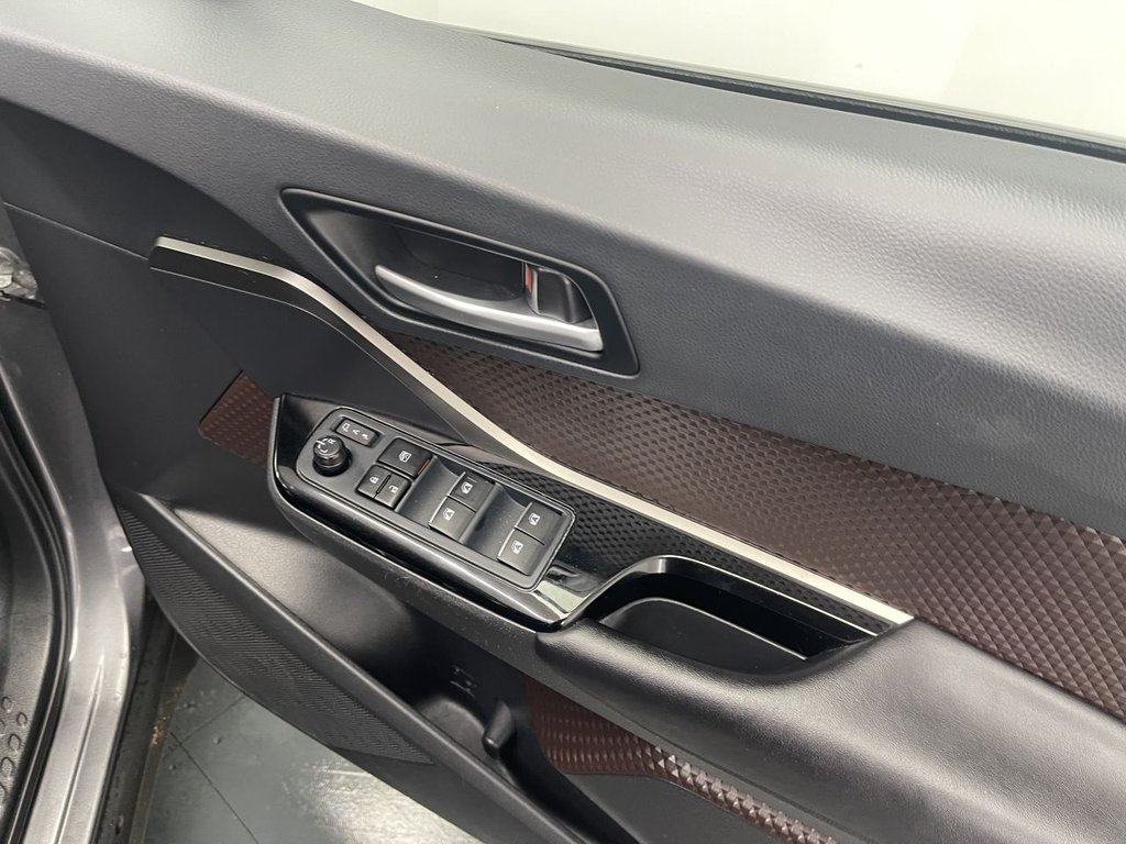 Used Toyota C-HR 2019 for sale - 77038258: Photo 18