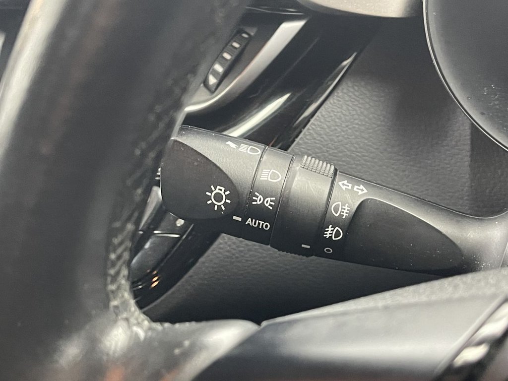 Used Toyota C-HR 2019 for sale - 77038258: Photo 21