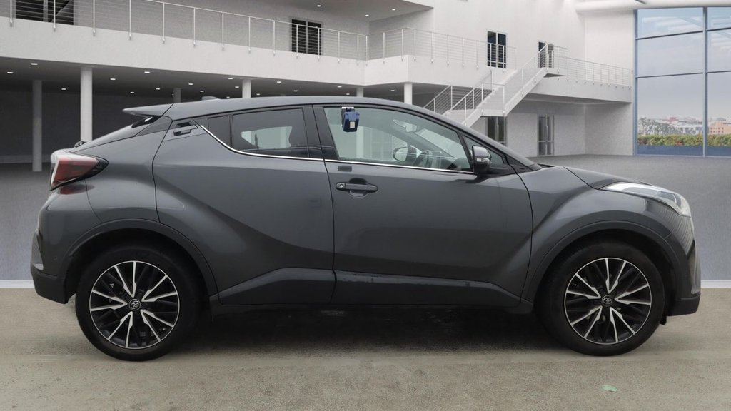Used Toyota C-HR 2019 for sale - 77038258: Photo 3