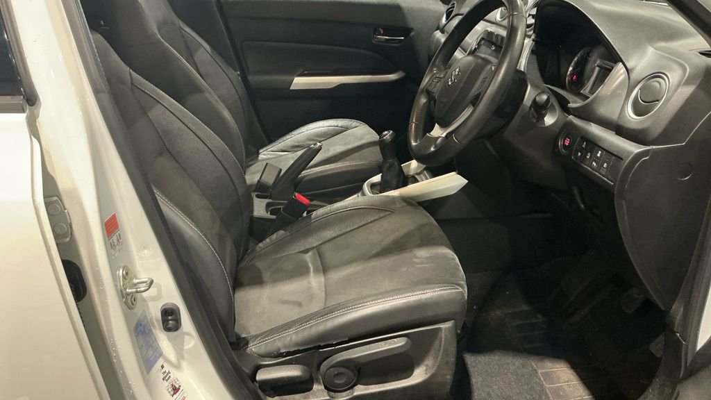 Used Suzuki Vitara 2018 for sale - 77991512: Photo 2