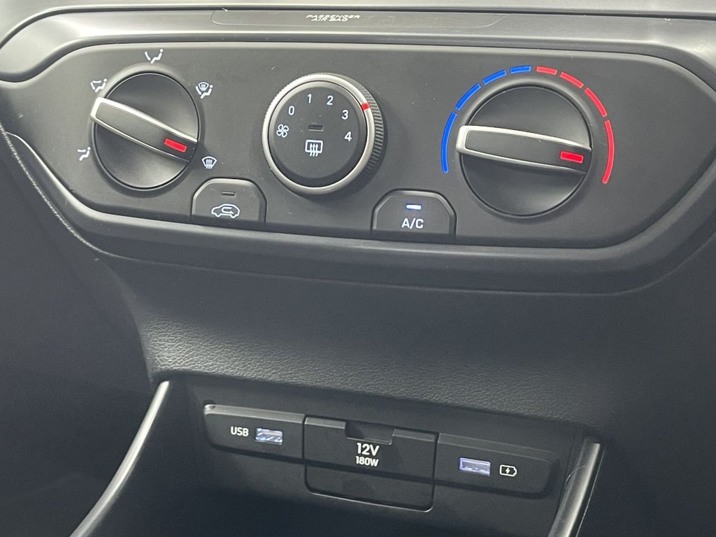 Used Hyundai i20 2023 for sale - 76570356: Photo 31