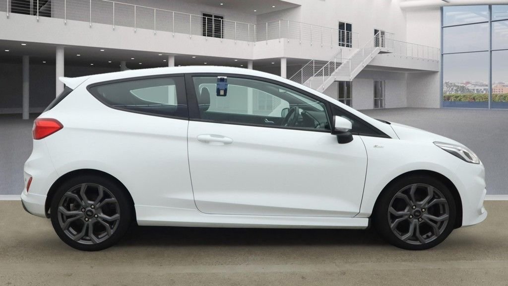 Used Ford Fiesta 2018 for sale - 76372517: Photo 8
