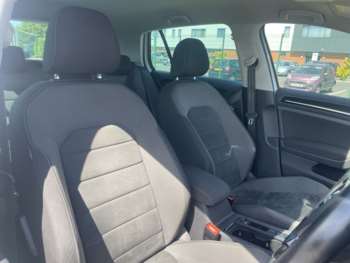 Used Volkswagen Golf 2019 for sale - 74570306: Photo