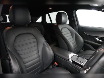 Used Mercedes-Benz EQC 2020 for sale - 79584682: Photo