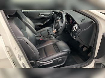 Used Mercedes-Benz A-Class 2017 for sale - 75726831: Photo