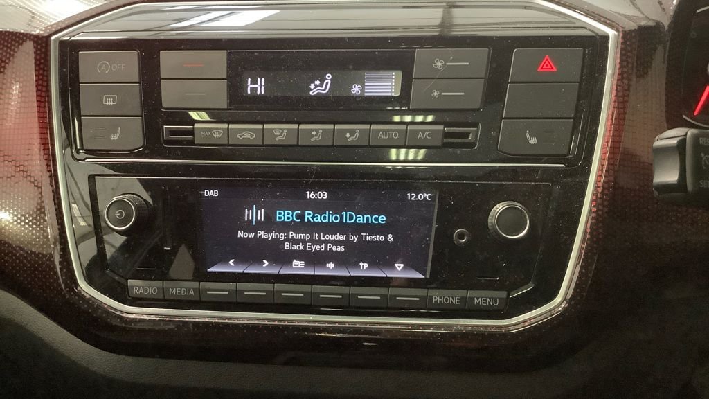 Used Volkswagen up! 2019 for sale - 77692992: Photo 3