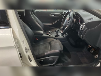 Used Mercedes-Benz GLA 2019 for sale - 76235589: Photo 2