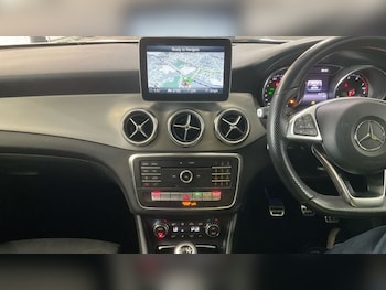 Used Mercedes-Benz GLA 2019 for sale - 76235589: Photo 3