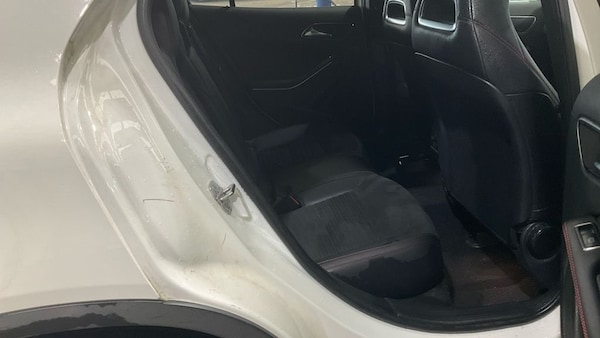 Used Mercedes-Benz GLA 2019 for sale - 76235589: Photo 9