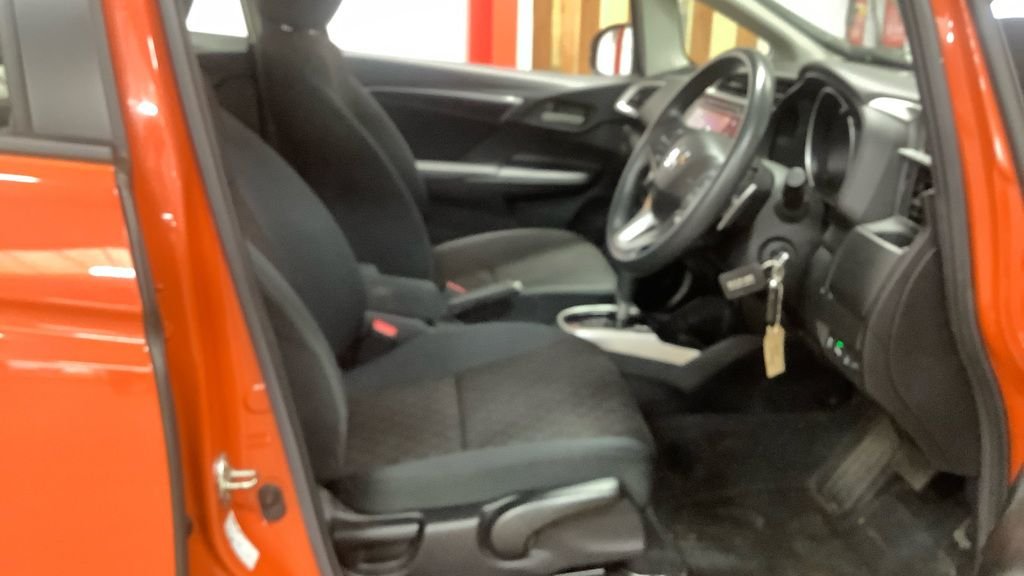 Used Honda Jazz 2017 for sale - 76356571: Photo 2