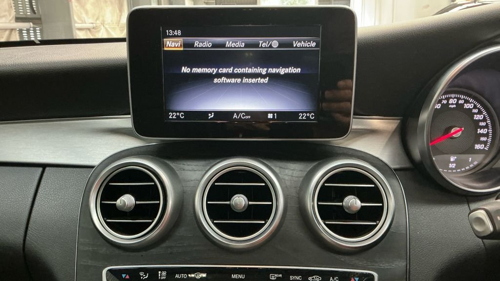 Used Mercedes-Benz C Class 2018 for sale - 77133171: Photo 3