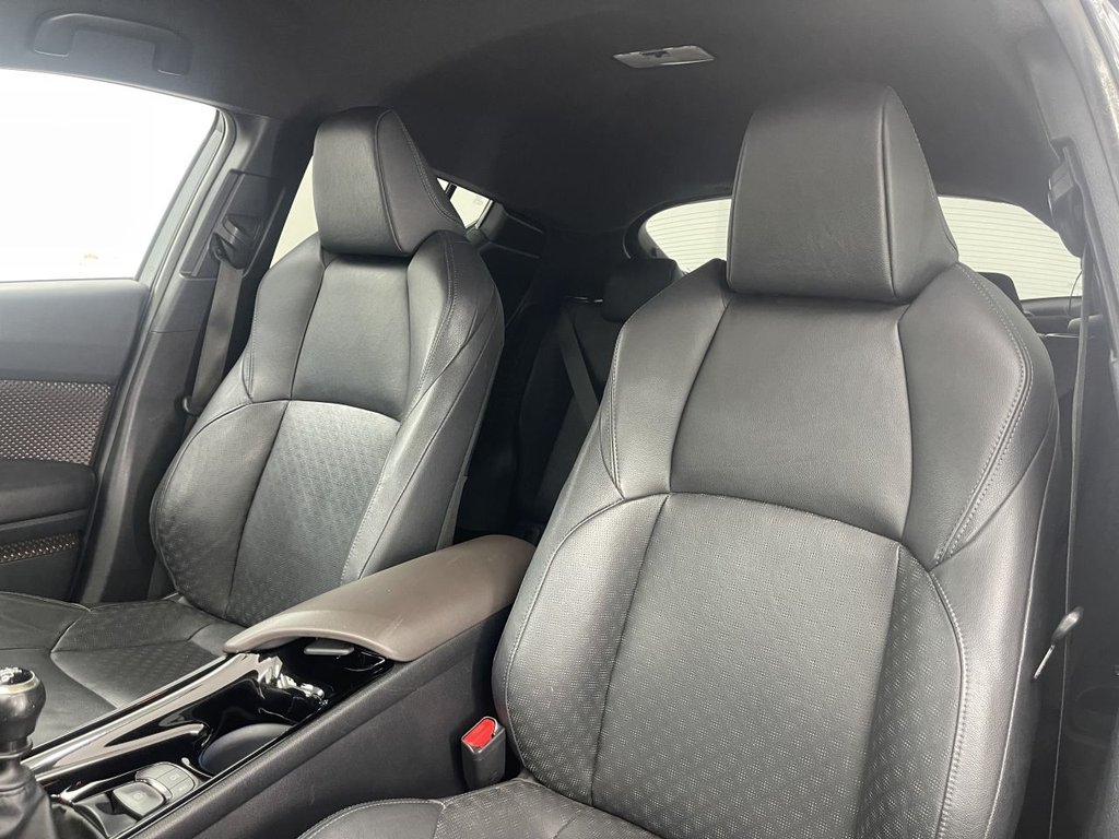 Used Toyota C-HR 2018 for sale - 76291673: Photo 14