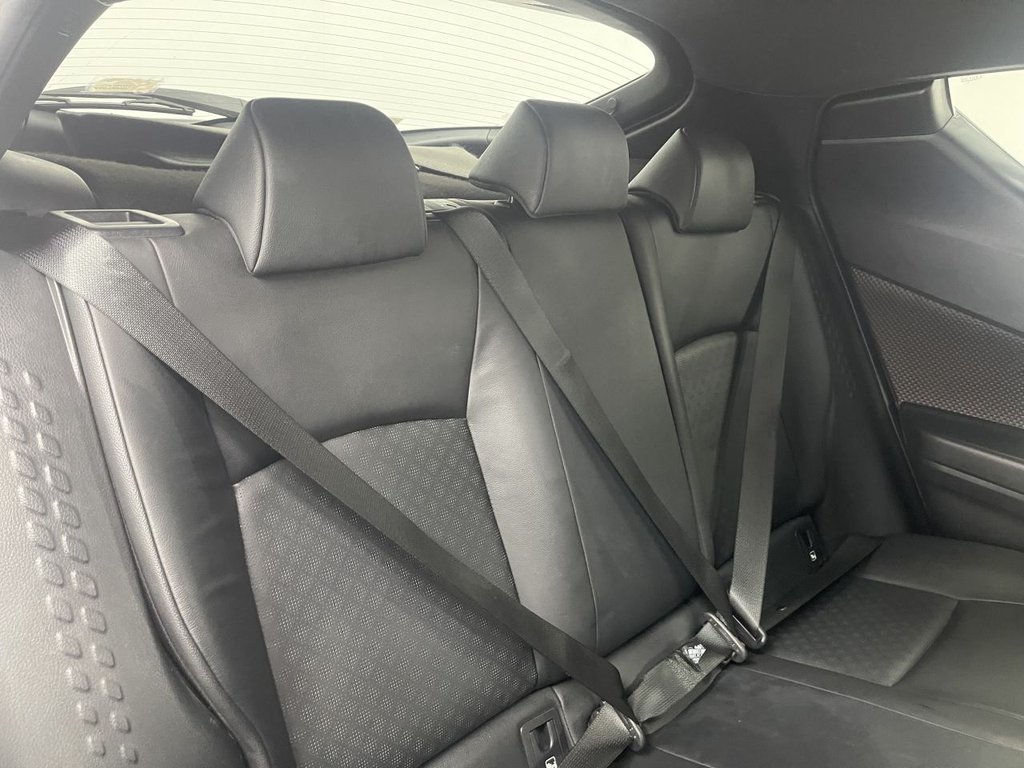 Used Toyota C-HR 2018 for sale - 76291673: Photo 17