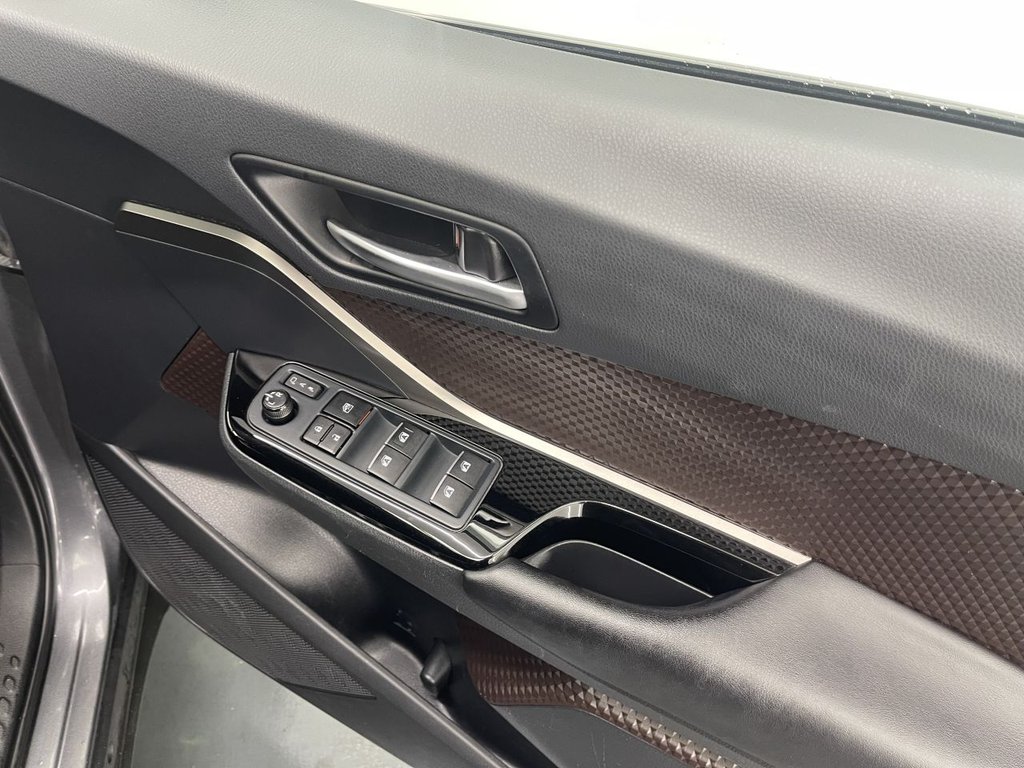 Used Toyota C-HR 2018 for sale - 76291673: Photo 18