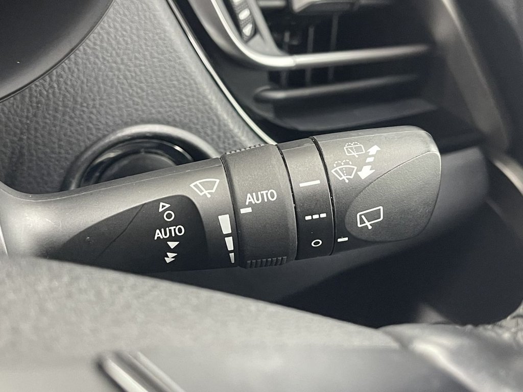 Used Toyota C-HR 2018 for sale - 76291673: Photo 22