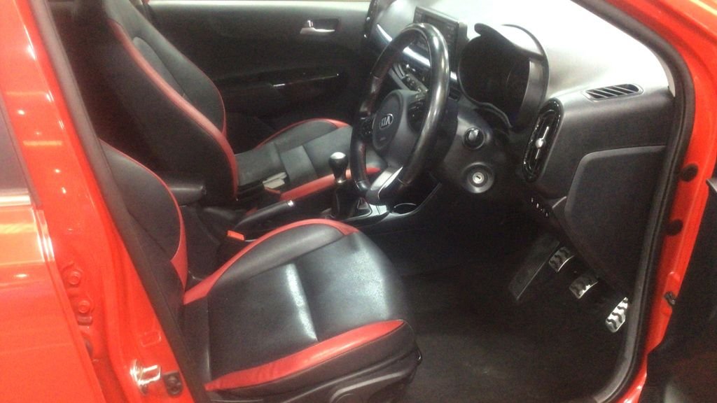 Used Kia Picanto 2018 for sale - 76574807: Photo 2