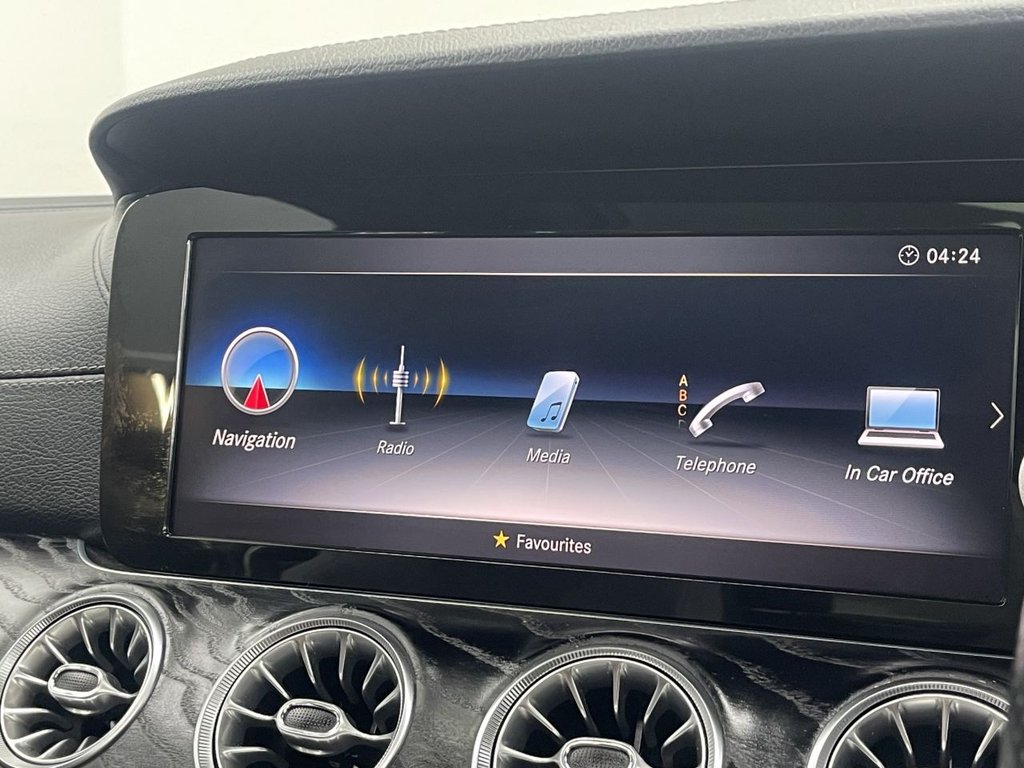 Used Mercedes-Benz E Class 2018 for sale - 76048478: Photo 29