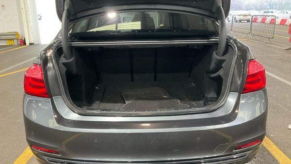 Used BMW 3 Series 2018 for sale - 77072667: Photo 6