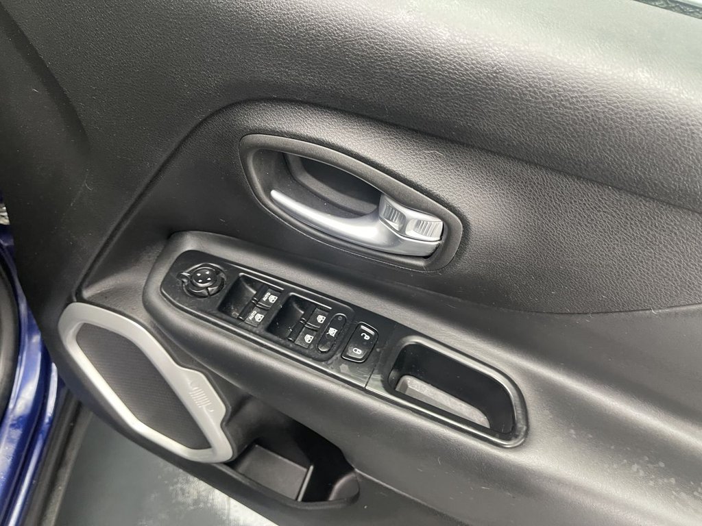 Used Jeep Renegade 2016 for sale - 76803775: Photo 18