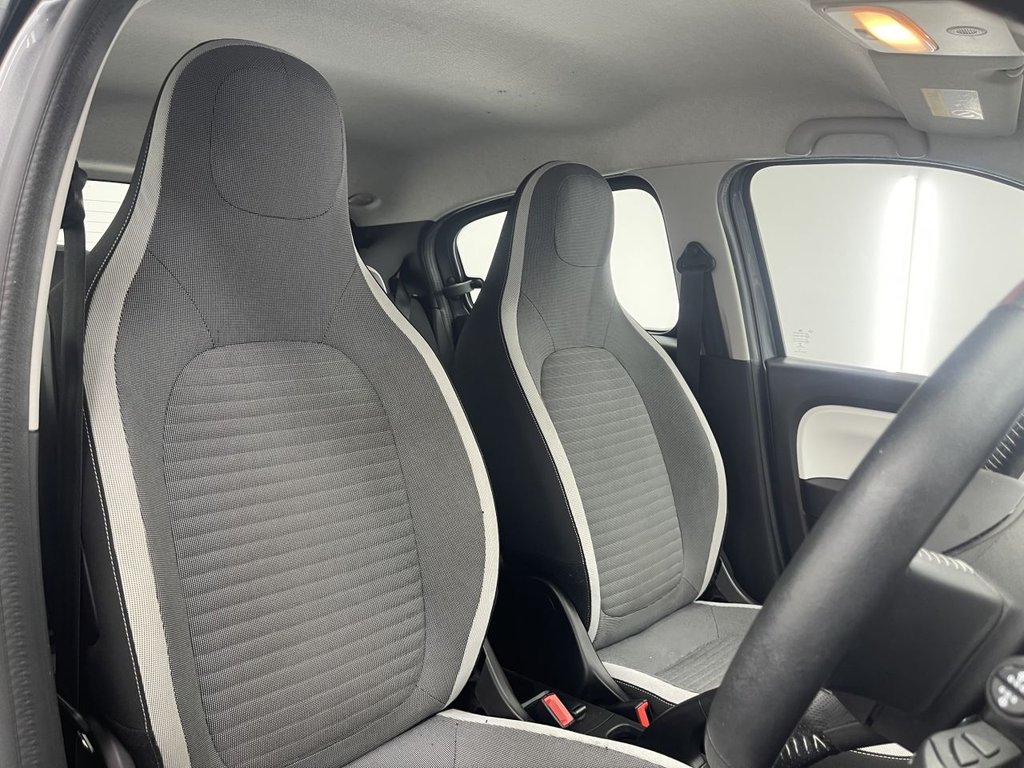 Used Renault Twingo 2019 for sale - 76487001: Photo 2