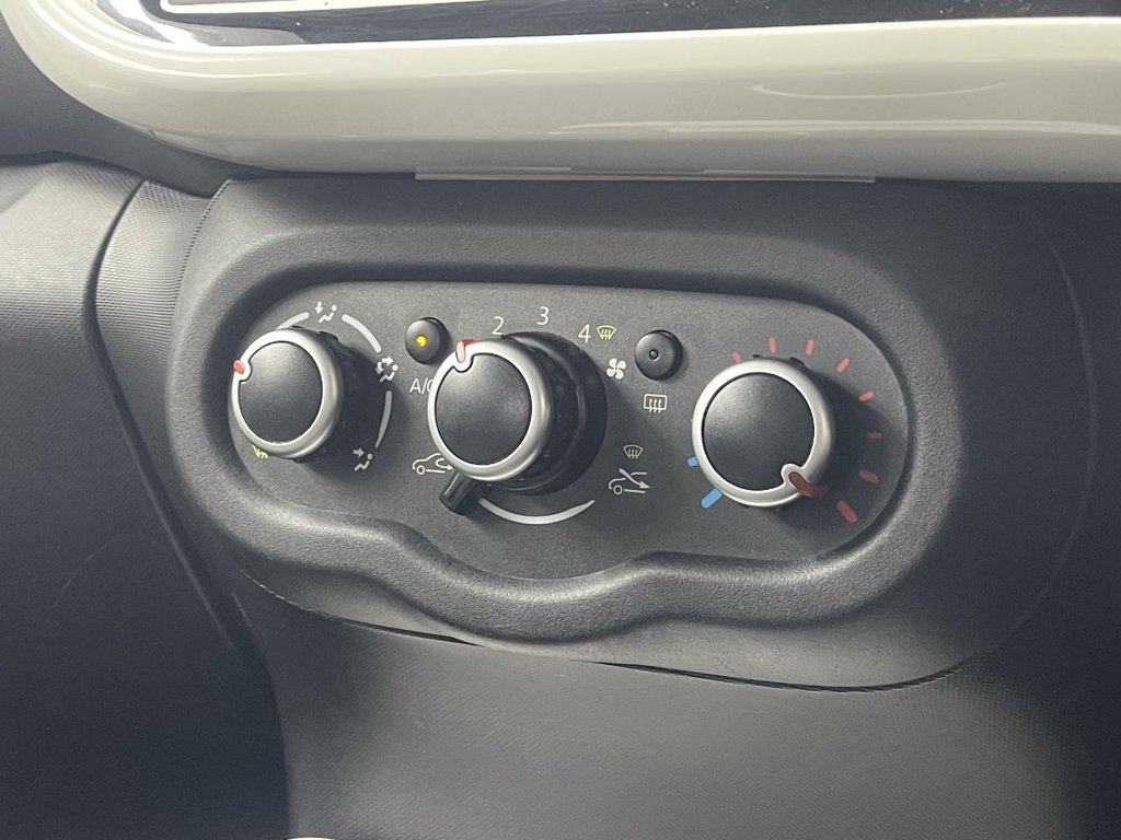 Used Renault Twingo 2019 for sale - 76487001: Photo 30