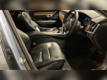 Used Volvo V90 2018 for sale - 76841356: Photo