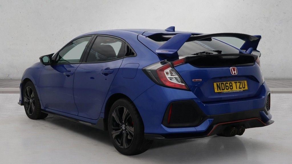 Used Honda Civic 2018 for sale - 76731178: Photo 6