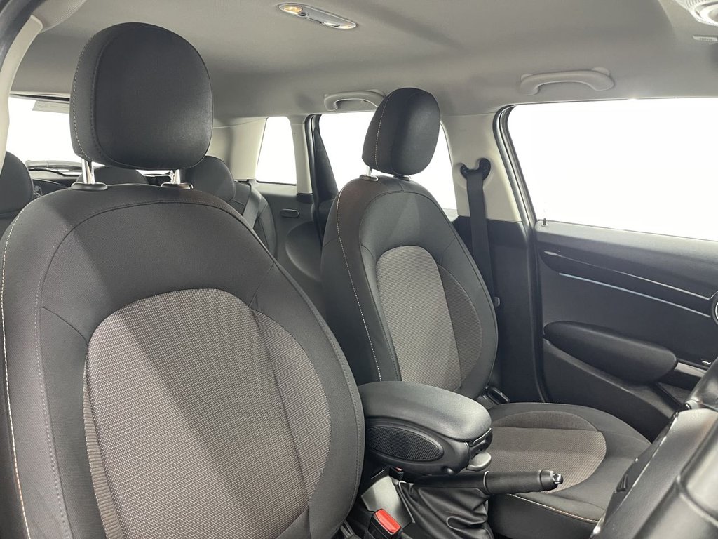 Used MINI Hatch 2022 for sale - 77708723: Photo 2