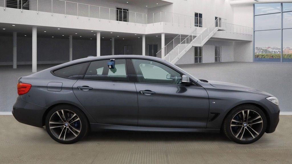 Used BMW 3 Series 2017 for sale - 76163126: Photo 8