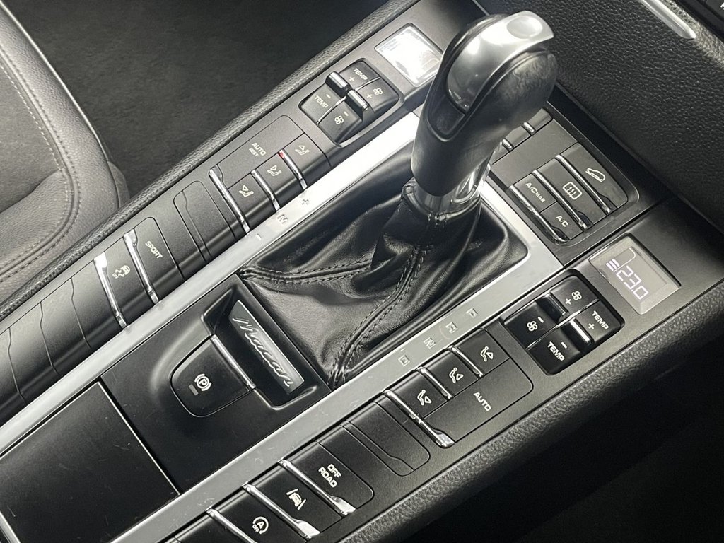 Used Porsche Macan 2017 for sale - 77302177: Photo 26