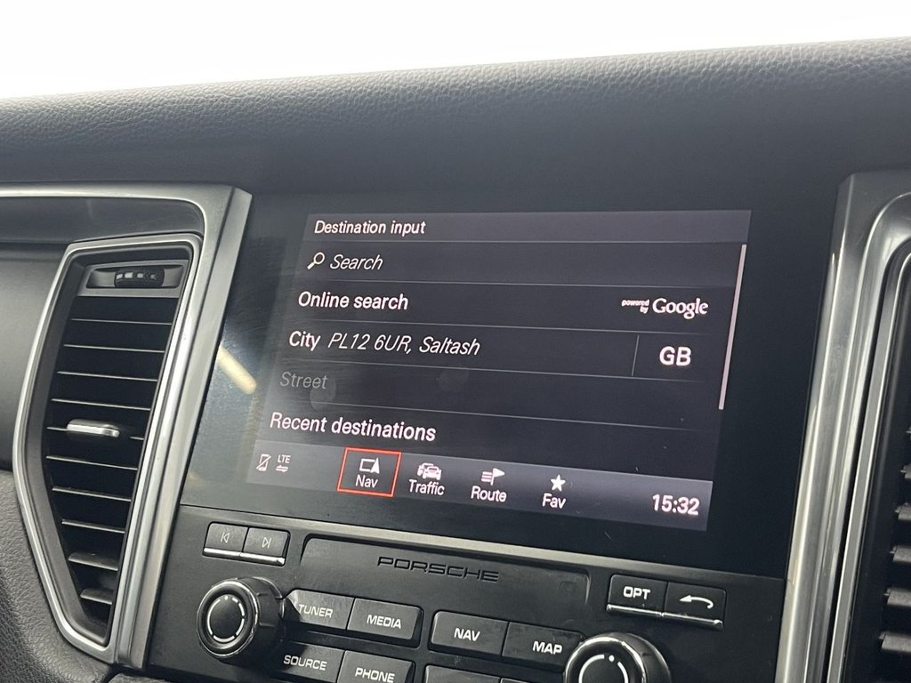 Used Porsche Macan 2017 for sale - 77302177: Photo 29