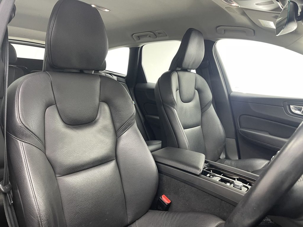 Used Volvo XC60 2019 for sale - 77313372: Photo 2