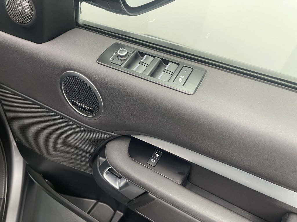 Used Land Rover Discovery 2020 for sale - 76430186: Photo 19