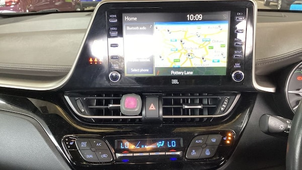 Used Toyota C-HR 2020 for sale - 76291900: Photo 3