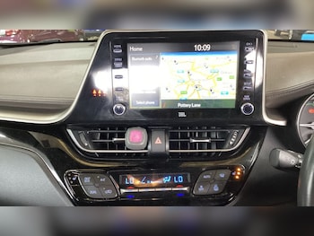 Used Toyota C-HR 2020 for sale - 76291900: Photo 3
